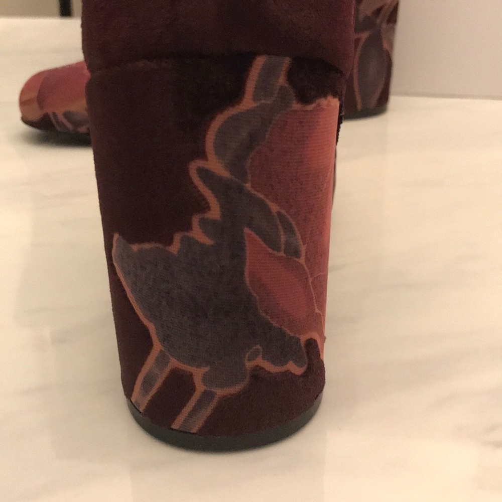 New Steve Madden Booties